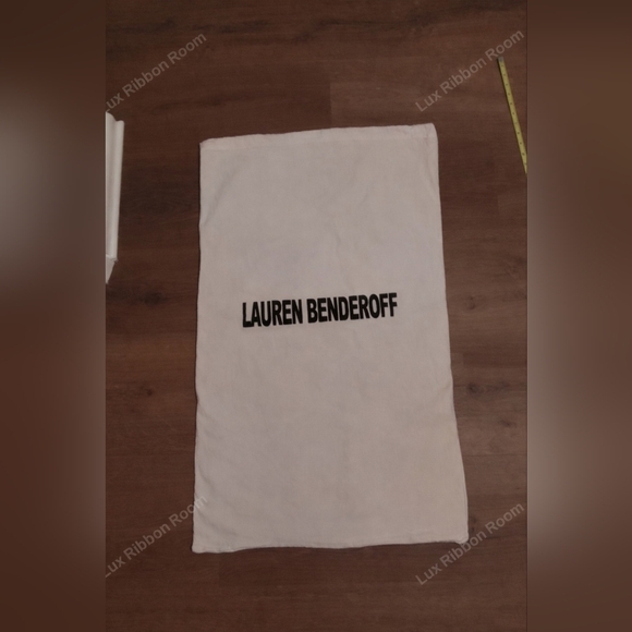 Lauren Benderoff Other - LAUREN BENDEROFF Extra Large Natural Cotton Dust Bag 35" X 20.5" Ivory Storage